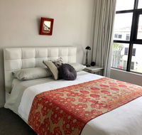 Vibe-Modern 2 Bed Apartment - Click Find