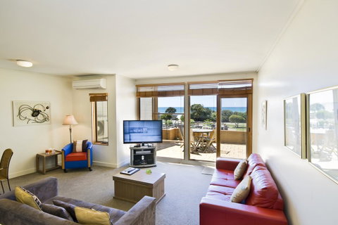 Lornebeach Apartments - Lawyer Find 16