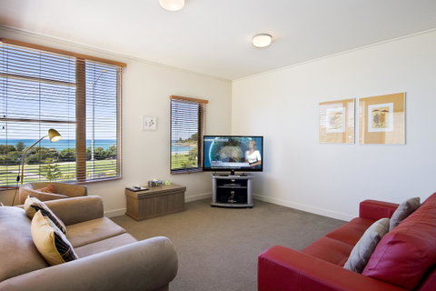 Lornebeach Apartments - Lawyer Find 15