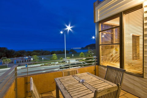 Lornebeach Apartments - Lawyer Find 2