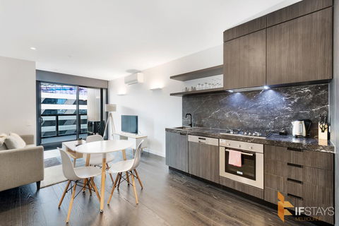 IFSuites (IFSTAYS) North Apartment - Bridge Guide 13