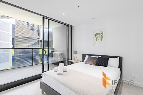 IFSuites (IFSTAYS) North Apartment - Bridge Guide 3