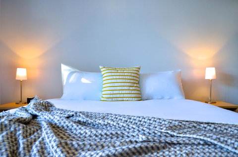 Mansfield Apartments - Bridge Guide 0