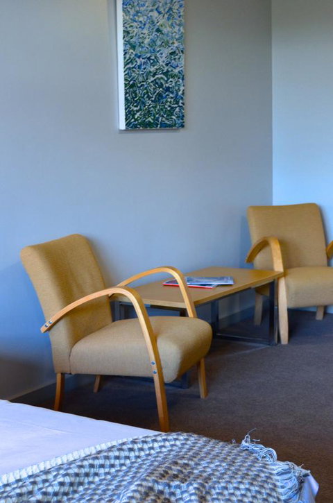 Mansfield Apartments - Bridge Guide 3