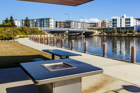 BEST WESTERN PLUS Lake Kawana Hotel - Click Find 25