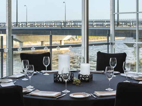 BEST WESTERN PLUS Lake Kawana Hotel - Click Find 34
