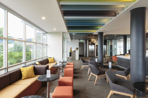 BEST WESTERN PLUS Lake Kawana Hotel - Click Find 41