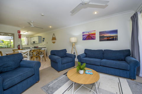 Sails On Horseshoe Apartment 9 - Bet 4u 1