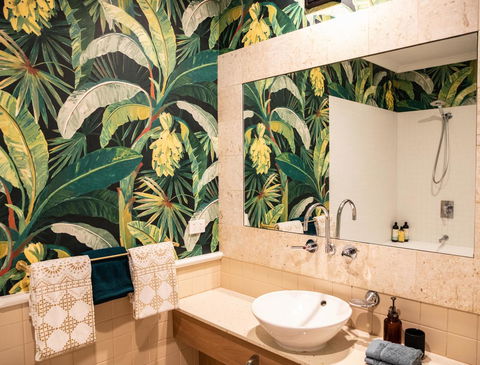 NOMAD - Luxe Apartment - Click Find 12