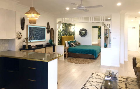 NOMAD - Luxe Apartment - Click Find 22