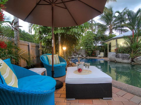 The Port Douglas Queenslander - Click Find 35