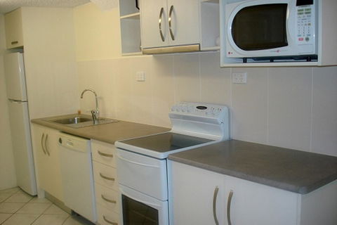 The Port Douglas Queenslander - Click Find 44