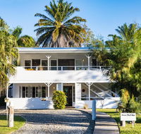 Jamaica Beach House - Click Find