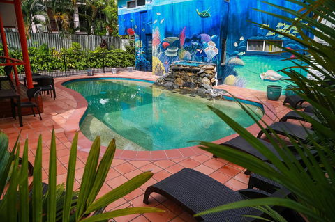 Port Douglas Motel - Click Find 0