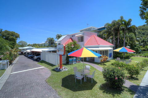 Port Douglas Motel - Click Find 41