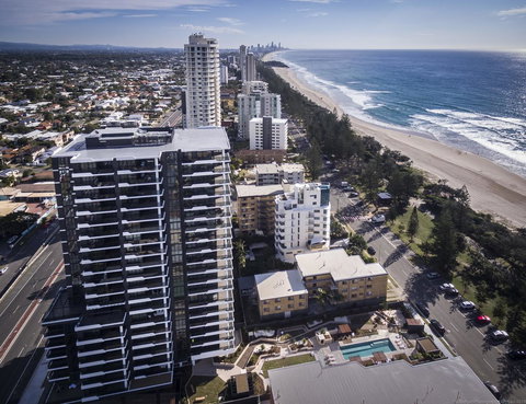 Boardwalk Burleigh Beach - Official - Click Find 41
