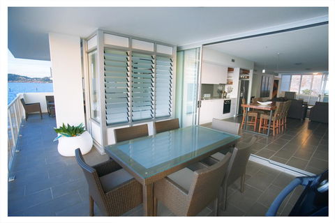 1 Bright Point Apartment 5201 - Bet 4u 4