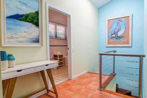 Number 2 On The Beach | Beautiful Beachfront Villa - Click Find 17