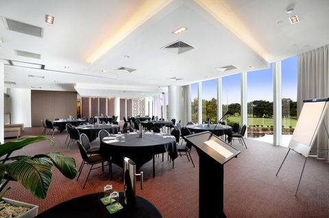 RACV Royal Pines Resort Gold Coast - Click Find 39