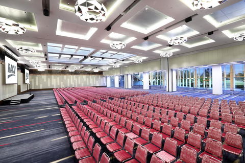 RACV Royal Pines Resort Gold Coast - Click Find 32