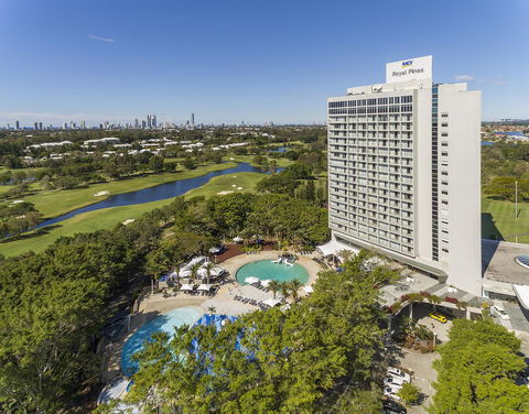 RACV Royal Pines Resort Gold Coast - Click Find 0