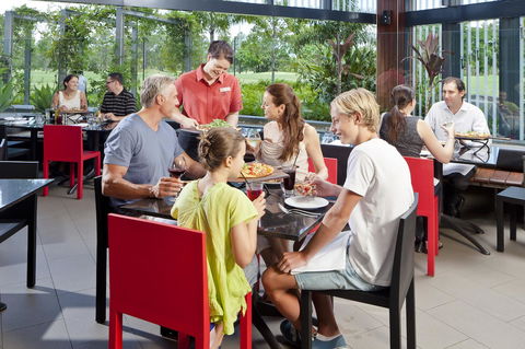 RACV Royal Pines Resort Gold Coast - Click Find 25