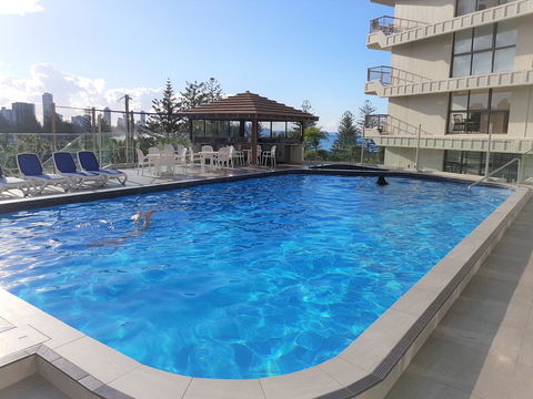 Gemini Court Holiday Apartments - Click Find 28