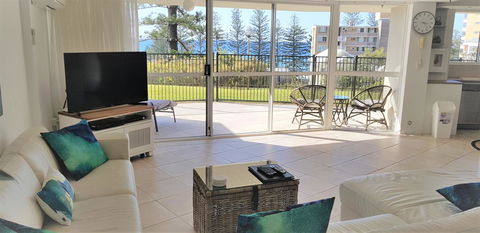 Gemini Court Holiday Apartments - Click Find 25