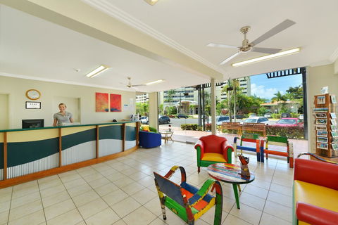 Cairns Queenslander Hotel & Apartments - Bridge Guide 5