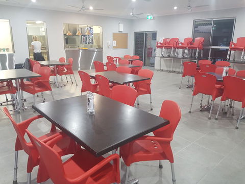 YAL Cairns - A Motel That Makes A Difference - Bridge Guide 9