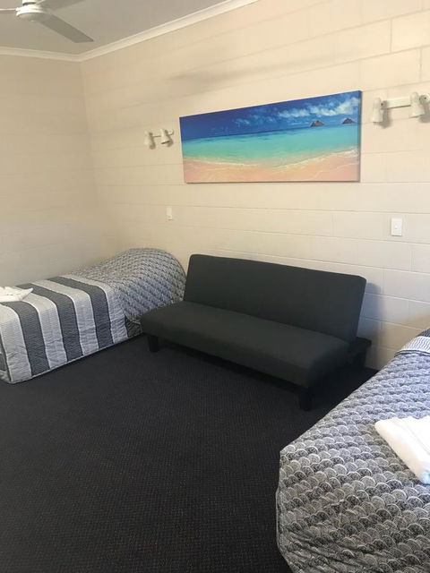 YAL Cairns - A Motel That Makes A Difference - Bridge Guide 25