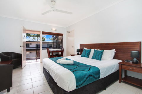 Cairns City Palms - Bridge Guide 17