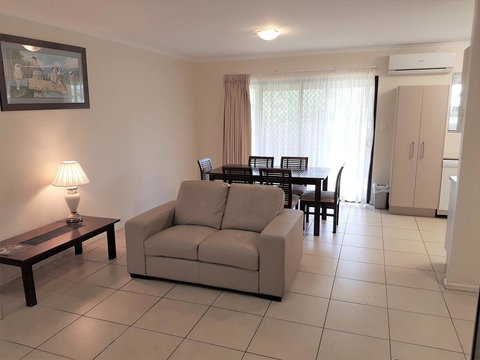 The Palms Motel - Bet 4u 10