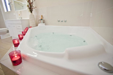 The Palms Motel - Bet 4u 13