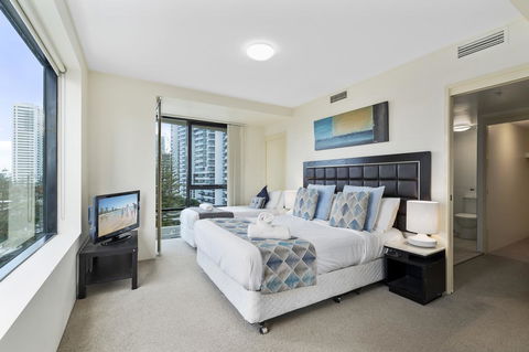 Broadbeach On The Park, 3 Bed Ocean - We Accommodate - Bet 4u 6