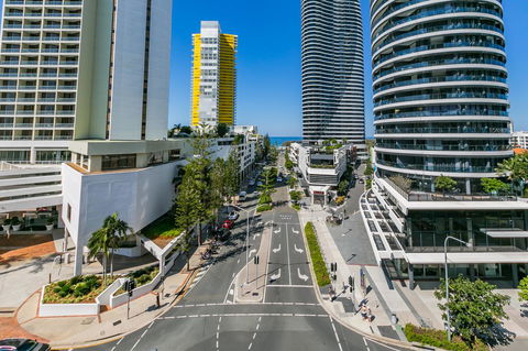 Broadbeach On The Park, 3 Bed Ocean - We Accommodate - Bet 4u 11