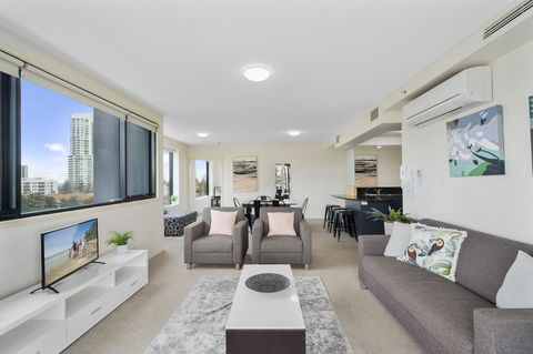 Broadbeach On The Park, 3 Bed Ocean - We Accommodate - Bet 4u 5