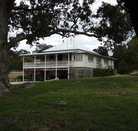 Loughmore House - Click Find