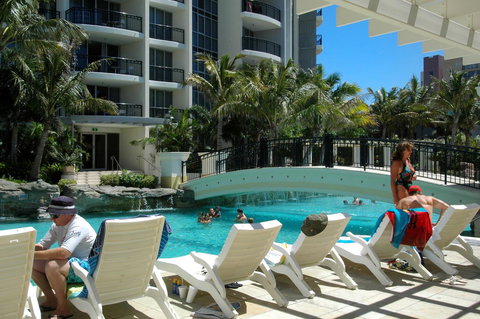 GCHR Chevron Renaissance - Click Find 13