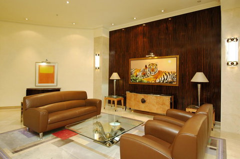 GCHR Chevron Renaissance - Click Find 24