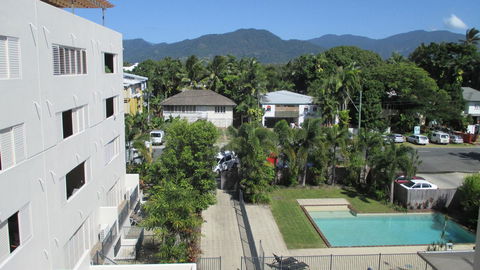 Edge Apartments Cairns - Bridge Guide 16