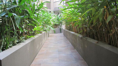 Edge Apartments Cairns - Bridge Guide 15