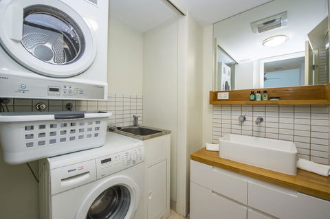 1 Bright Point Apartment 5301 - Bet 4u 13