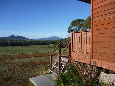 Yakkalla Holiday Cottage - Bridge Guide 0