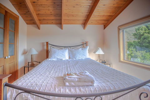 Mountain Seas Lodge - DBD 9