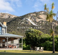 Mountain Seas Lodge - DBD