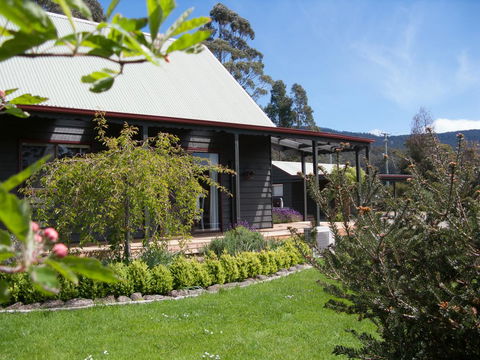Parnella Adventure Bay, Bruny Island - Click Find 14