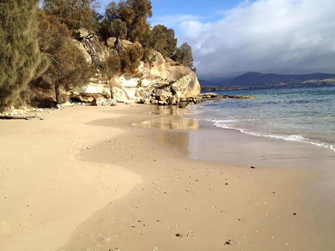 Bruny Island Escapes And Hotel Bruny - Click Find 9