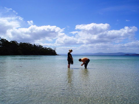 Bruny Island Escapes And Hotel Bruny - Click Find 36