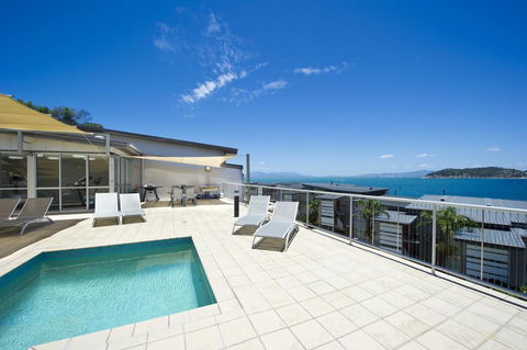 1 Bright Point Apartment 1402 - Bet 4u 1